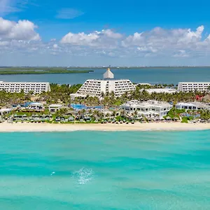 the-pyramid-at-grand-oasis-cancun-77500.quintano-roohotels.com/